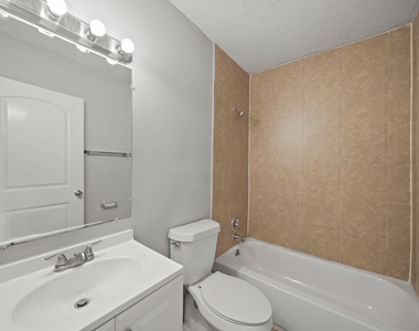 418 Spooner Street - Photo Thumbnail 8