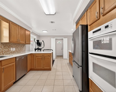 5526 Edith Street - Photo Thumbnail 19