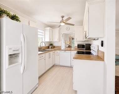 1056 Forest Lakes Drive - Photo Thumbnail 8