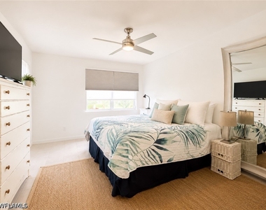 1056 Forest Lakes Drive - Photo Thumbnail 10