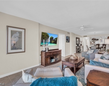 25900 Hickory Boulevard - Photo Thumbnail 9