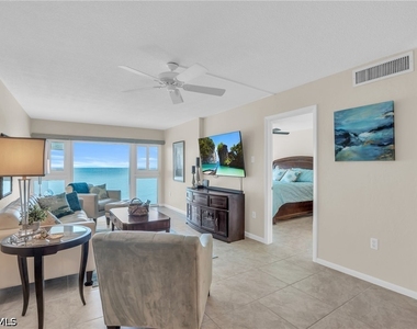 25900 Hickory Boulevard - Photo Thumbnail 6