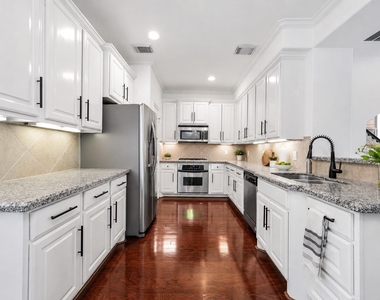 4318 Childress Street - Photo Thumbnail 14