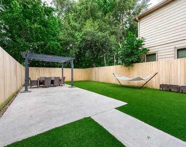 4318 Childress Street - Photo Thumbnail 35