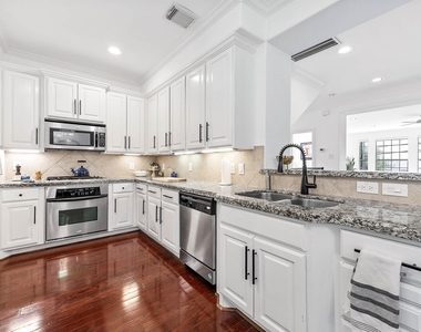 4318 Childress Street - Photo Thumbnail 15