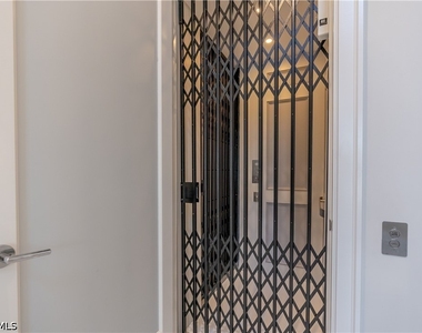 16366 Corsica Way - Photo Thumbnail 4
