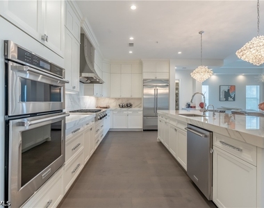 16366 Corsica Way - Photo Thumbnail 6