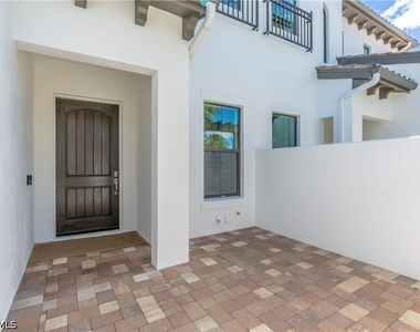 16366 Corsica Way - Photo Thumbnail 36