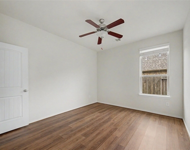 24314 S Newcastle Bay Trail - Photo Thumbnail 15
