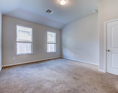 4542 Medrano Trl - Photo Thumbnail 22