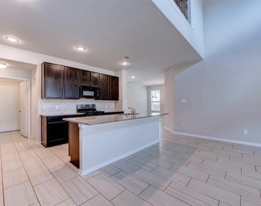 4542 Medrano Trl - Photo Thumbnail 9