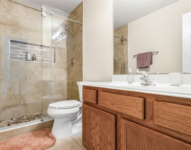 6819 Lavington Way - Photo Thumbnail 24