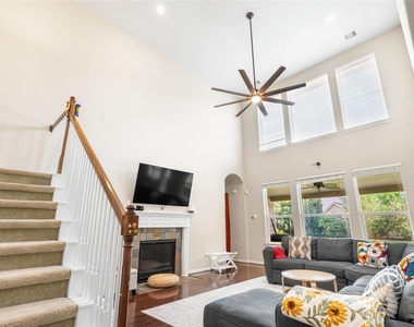 6819 Lavington Way - Photo Thumbnail 25