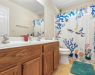 6819 Lavington Way - Photo Thumbnail 23