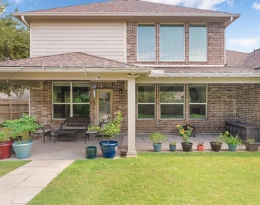 6819 Lavington Way - Photo Thumbnail 29