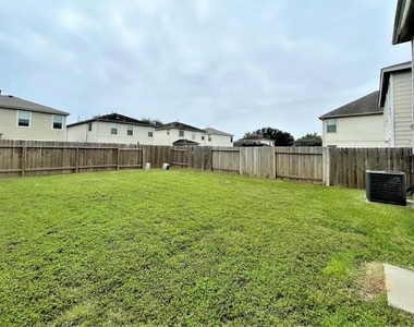 20735 Desert Shadows Lane - Photo Thumbnail 12