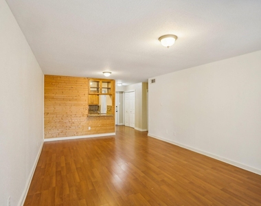 4641 Wild Indigo Street - Photo Thumbnail 10