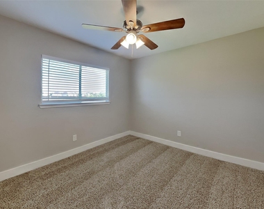 5150 Summit Lodge Drive - Photo Thumbnail 13