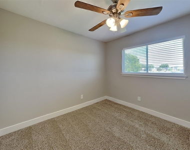 5150 Summit Lodge Drive - Photo Thumbnail 11
