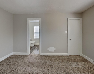 5150 Summit Lodge Drive - Photo Thumbnail 8