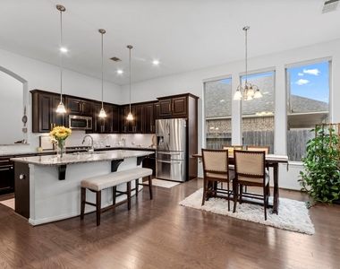 18230 Newmachar Way - Photo Thumbnail 11