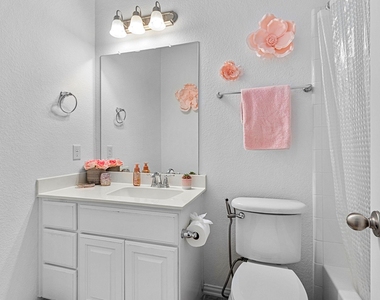 18230 Newmachar Way - Photo Thumbnail 20