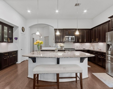 18230 Newmachar Way - Photo Thumbnail 13