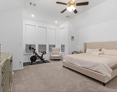 18230 Newmachar Way - Photo Thumbnail 28