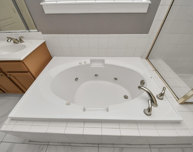 4610 Plum Forest Road - Photo Thumbnail 15