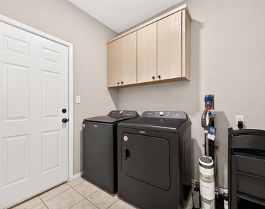 41 Creek Forest Lane - Photo Thumbnail 15
