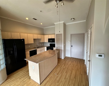 1441 East Street - Photo Thumbnail 3