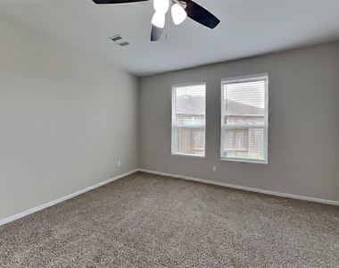 15214 Taos Creek Court - Photo Thumbnail 5