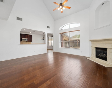 15119 Shady Gate Court - Photo Thumbnail 6