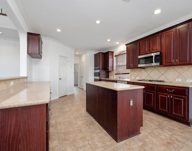 15119 Shady Gate Court - Photo Thumbnail 8