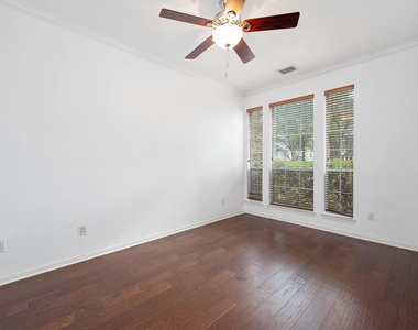 15119 Shady Gate Court - Photo Thumbnail 3