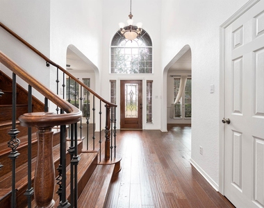 15119 Shady Gate Court - Photo Thumbnail 4