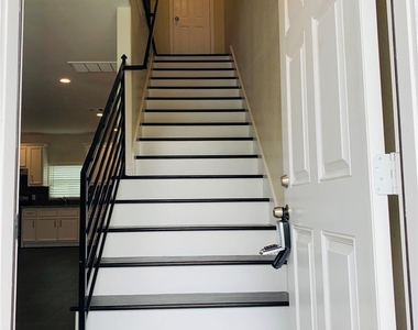 4622 Haywood Street - Photo Thumbnail 9