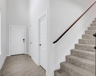 7218 Clearwater Cove Drive - Photo Thumbnail 3