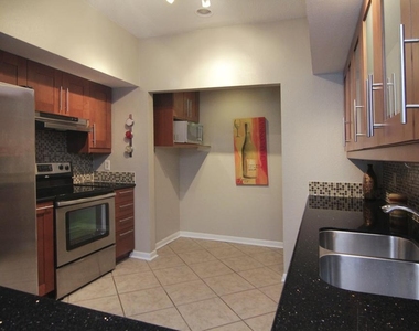 1300 Augusta Drive - Photo Thumbnail 5
