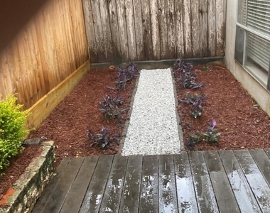1300 Augusta Drive - Photo Thumbnail 26