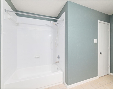 21311 Shadow River Lane - Photo Thumbnail 31