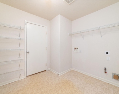 21311 Shadow River Lane - Photo Thumbnail 16