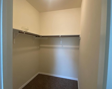 22810 Highland Bluff Lane - Photo Thumbnail 19