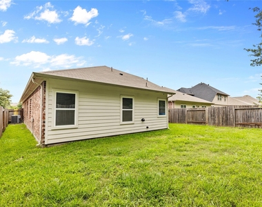 22810 Highland Bluff Lane - Photo Thumbnail 21