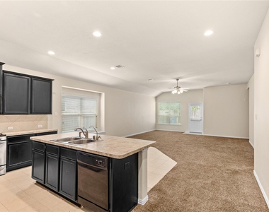 22810 Highland Bluff Lane - Photo Thumbnail 7