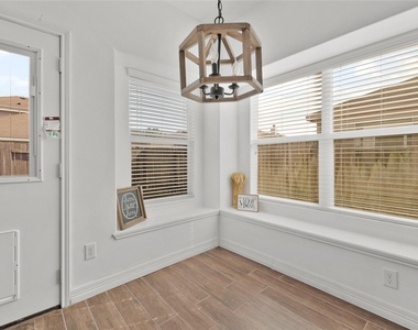 6439 Brimridge Lane - Photo Thumbnail 13