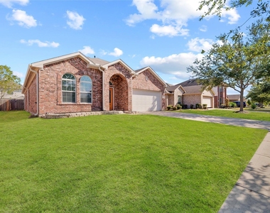 6439 Brimridge Lane - Photo Thumbnail 2