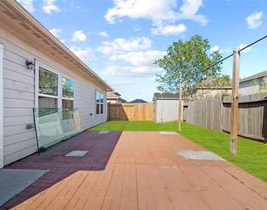 6439 Brimridge Lane - Photo Thumbnail 26
