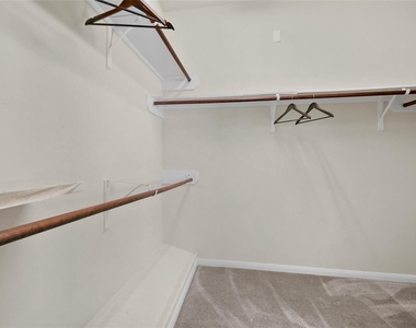 6439 Brimridge Lane - Photo Thumbnail 23