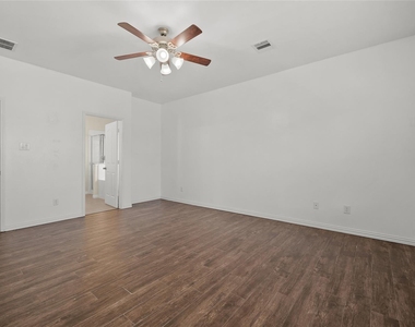 6439 Brimridge Lane - Photo Thumbnail 20